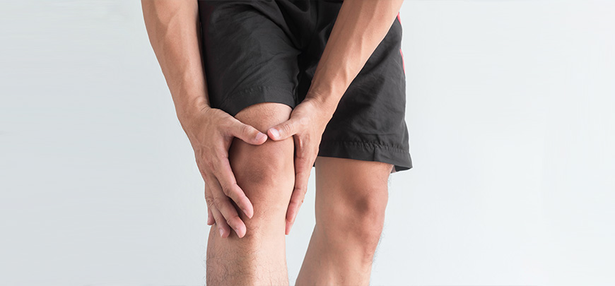 Patient suffering from Knee Pain in need of chiropractor in Cupertino